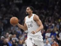 LOL直播-包含独行侠大力压制马刺绝地反击的词条