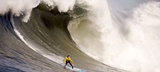 IM电竞游戏-赛场双面镜，韩国队战术碾压与安赛龙的个人高光