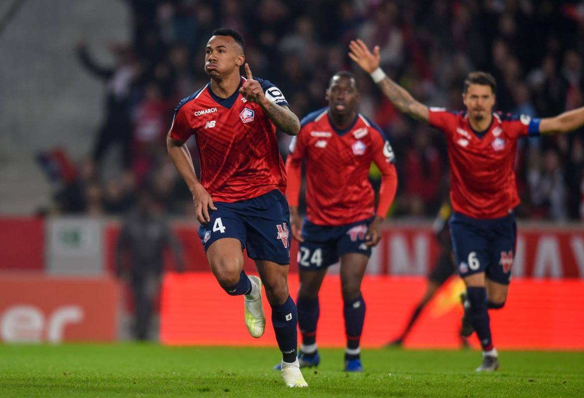 包含南特主场胜波尔多,终结连败势头的词条 包含南特主场胜波尔多,终结连败势头的词条