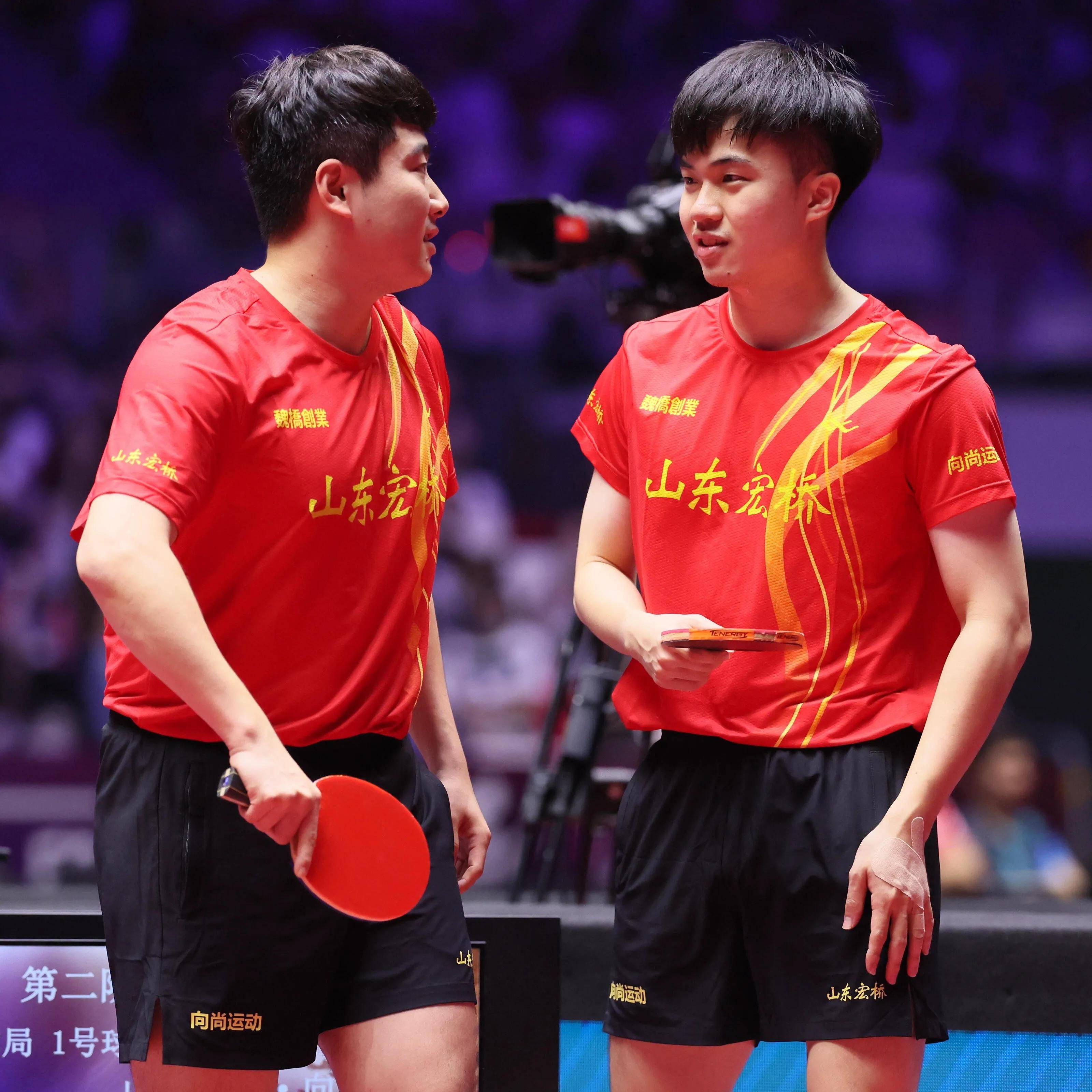 包含韩国队鏖战瑞典队，梁靖崑点燃赛场的词条