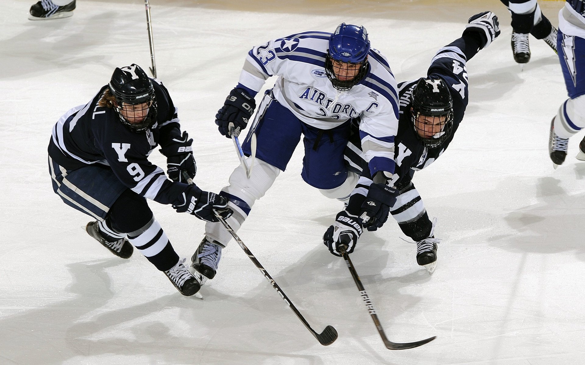 跨界主宰,当恩比德在西甲德比横扫湖人式传奇